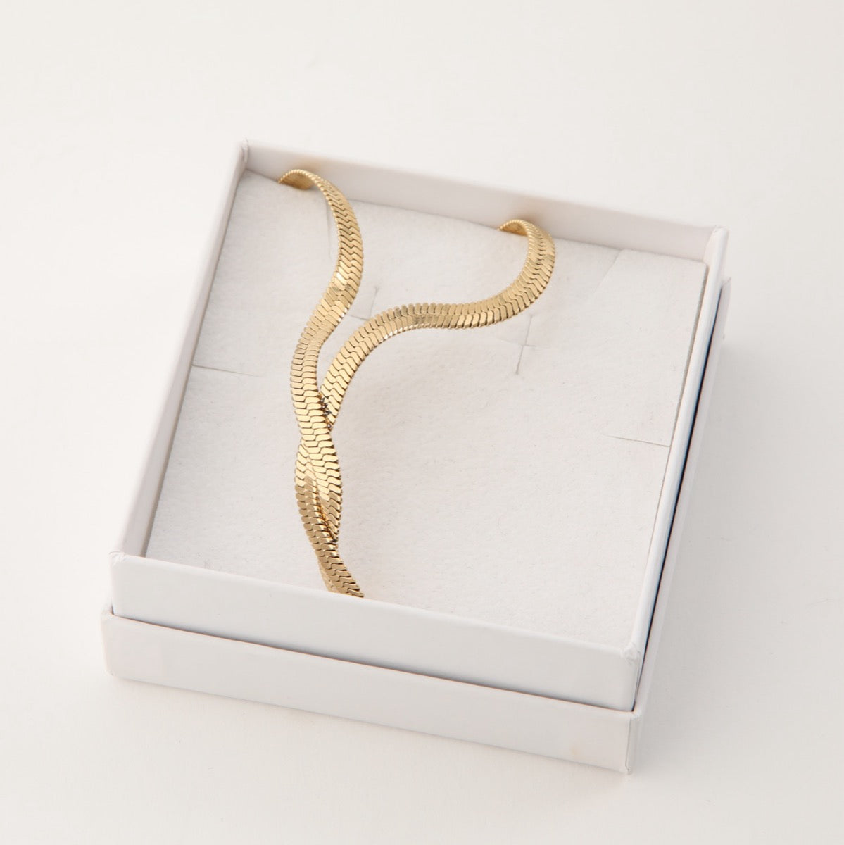 Collar 19V69 Italia Dorado STNE011