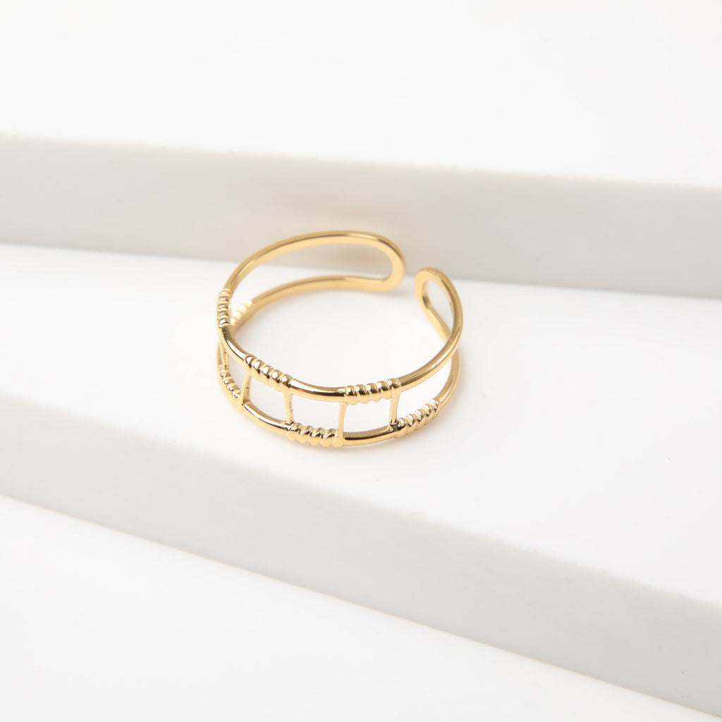 Anillo  19v69 Dorado Mujer STR473