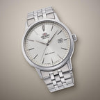 Reloj Análogo Hombre Orient Plateado RA-AC0F02S