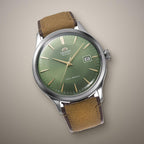 Reloj Análogo Hombre Orient Plateado RA-AC0P01E