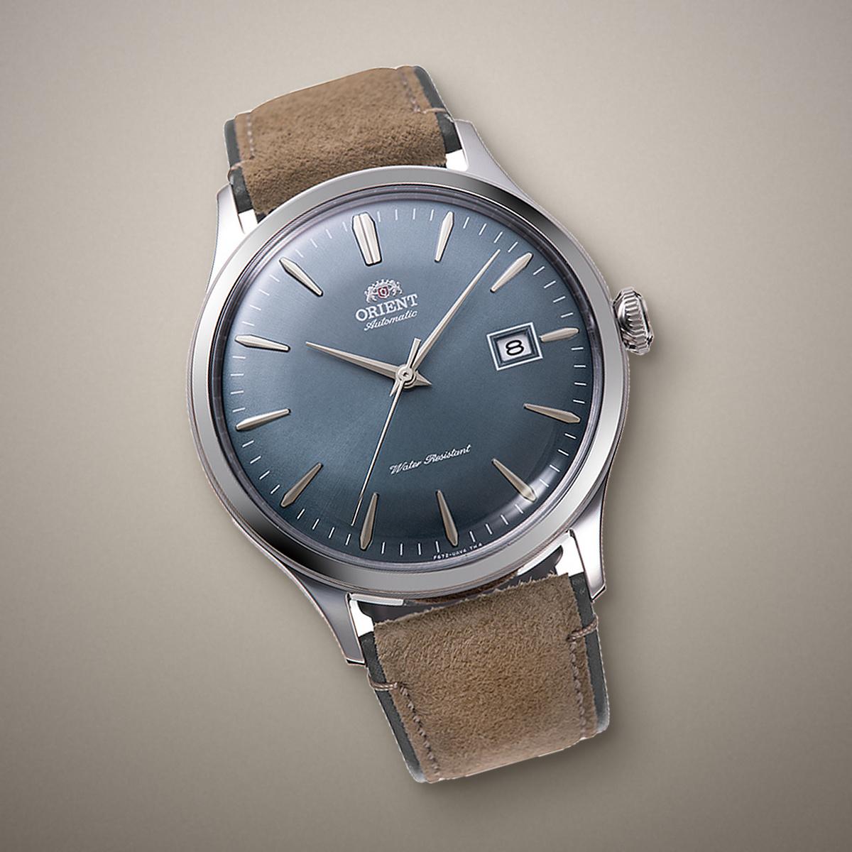 Reloj Análogo Hombre Orient Plateado RA-AC0P03L